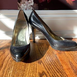 Guess black heels
